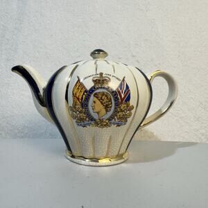 June 2nd 1953 H.M. Queen Elizabeth II Coronation Teapot England Sudlow’s Buralem